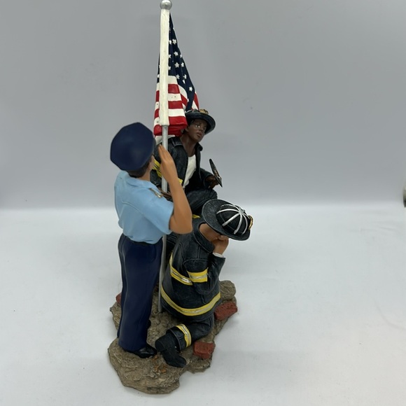 Firemen Rescue Sculpture Statue 911 Tribute  Figure "A Pocket Full of Hope" - Picture 4 of 15